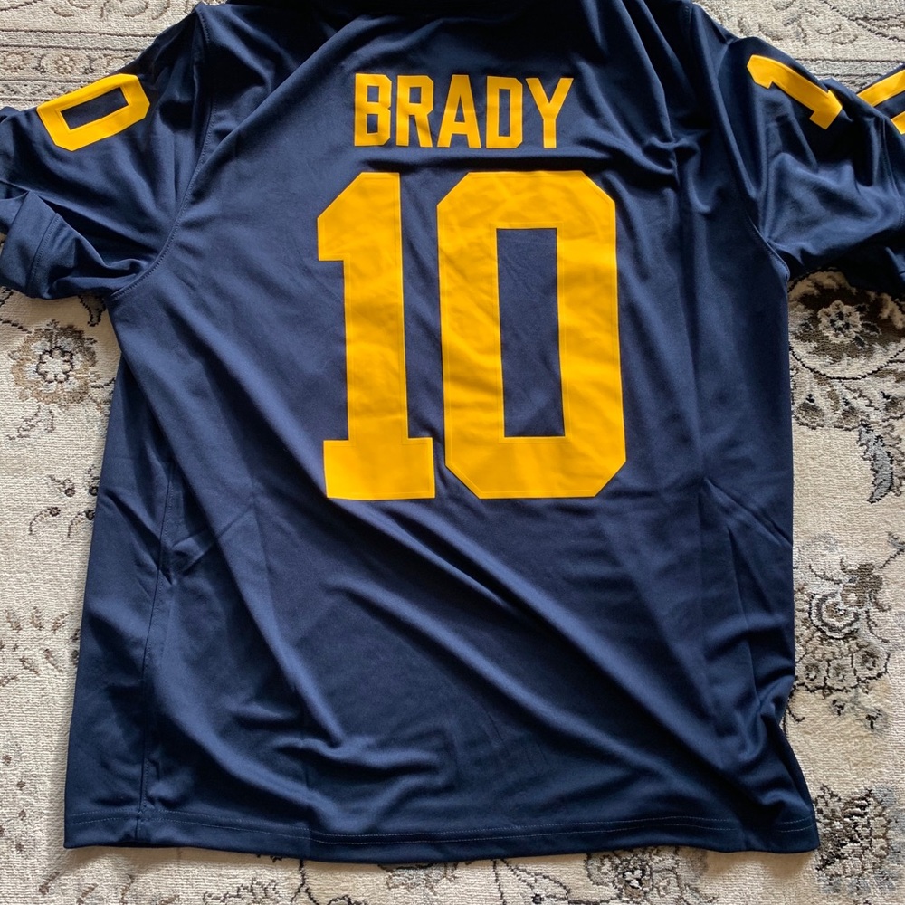 Tom Brady Michigan Jersey Size XL - Picture 2 of 4